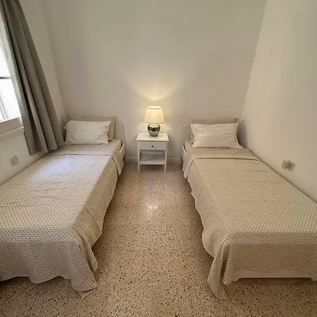 Djamant - Family Friendly Maisonette Appartement *