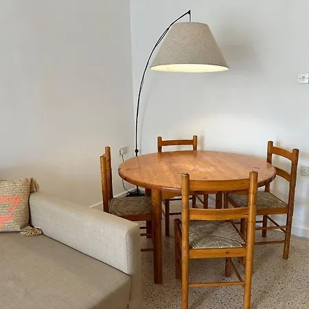 Djamant - Family Friendly Maisonette Lägenhet Xlendi