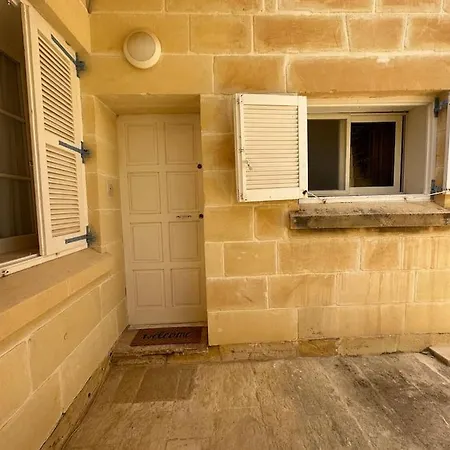 Apartment Djamant - Family Friendly Maisonette *
