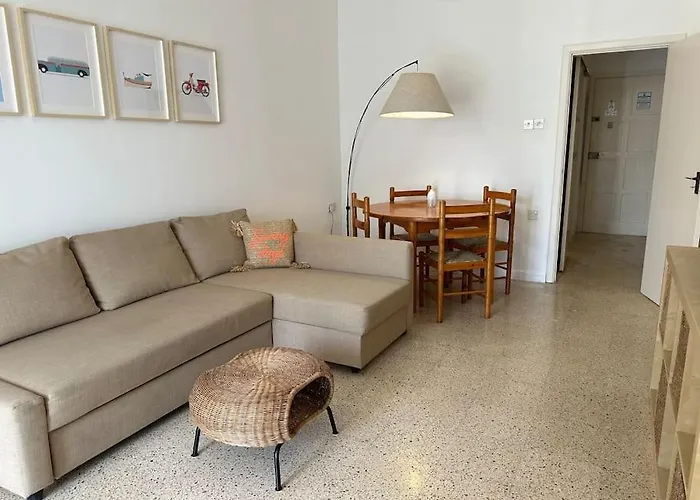 アパート Djamant - Family Friendly Maisonette *